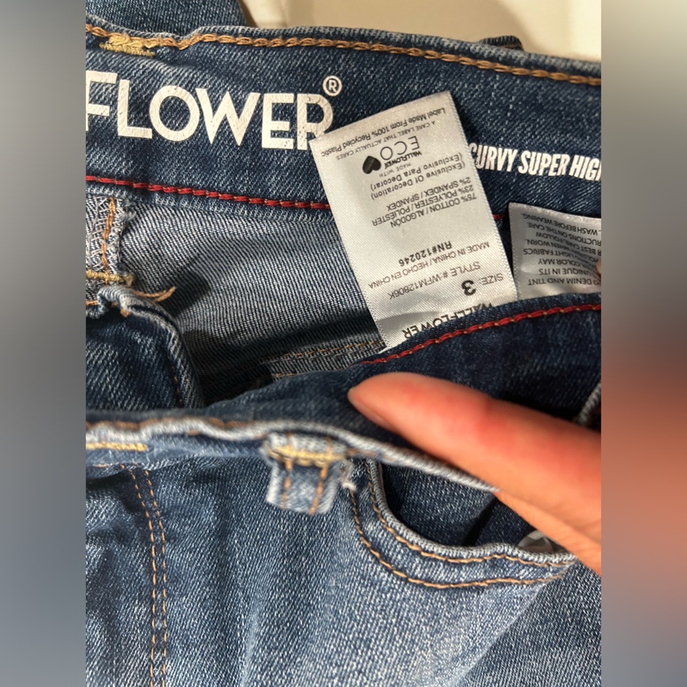 Wallflower boot cut jeans no stretch